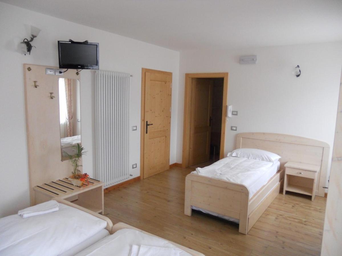Agritur Affittacamere Capra Mauro Carzano  Екстериор снимка
